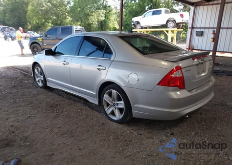 2010 Ford Fusion Sport from USA, damaged, VIN 3FAHP0DC0AR121508
